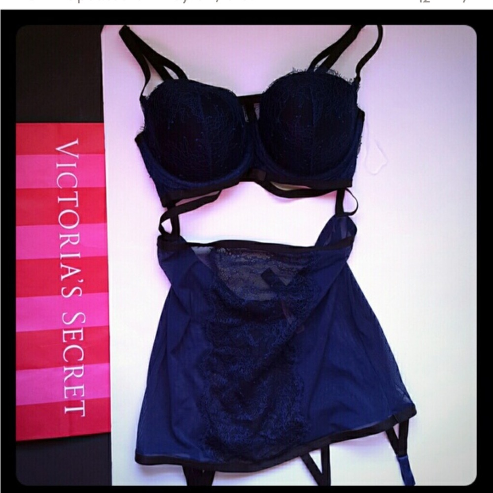 Victoria's Secret padded pushup nightie 34d